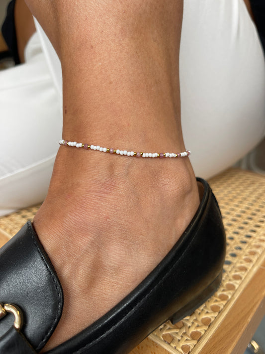 Fußkettchen mit weißen Perlen & rosa Turmalinperlen