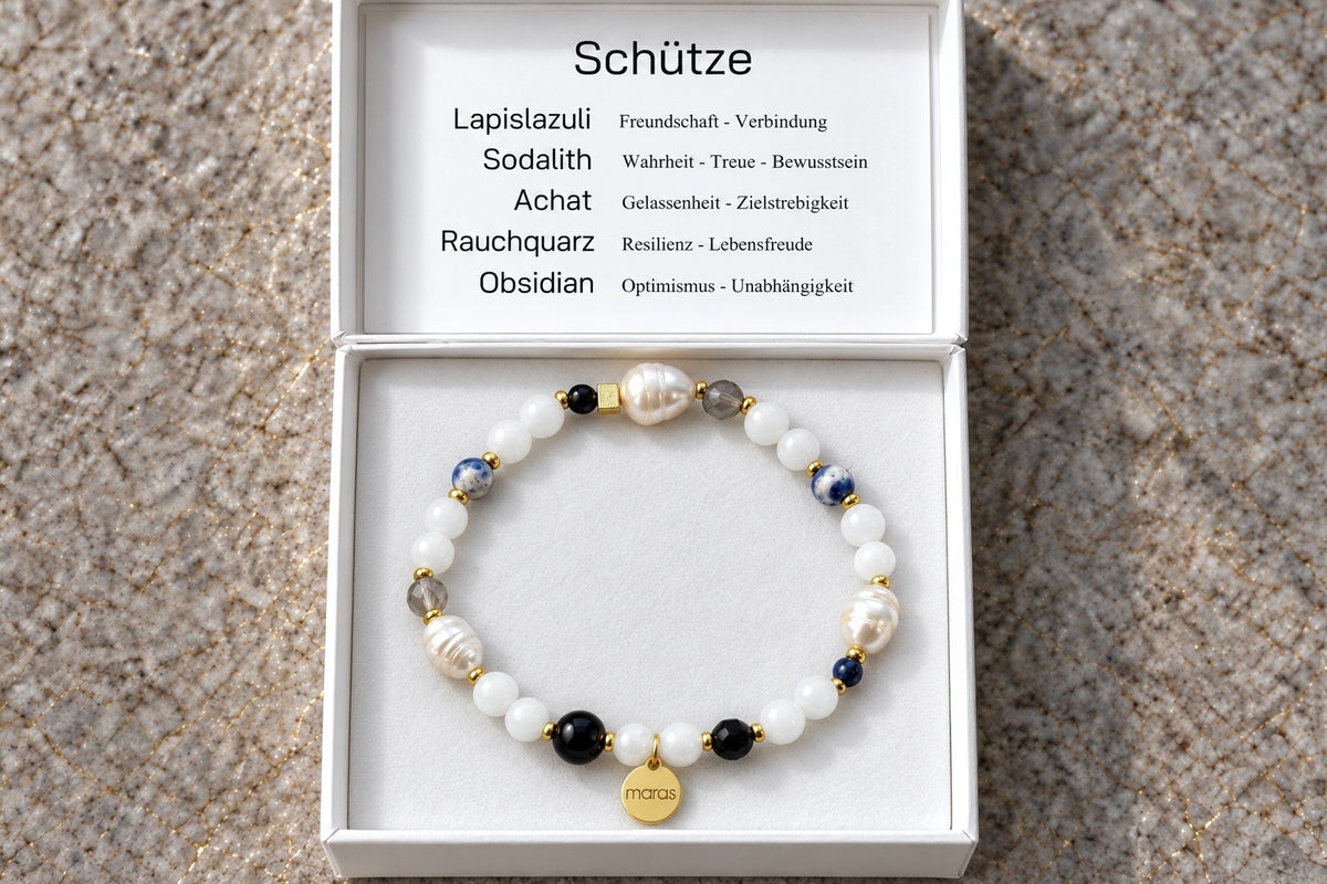 Sternzeichen-Armband Schütze mit Lapislazuli, Sodalith, Achat, Rauchquarz, Obsidian und hellen Perlen