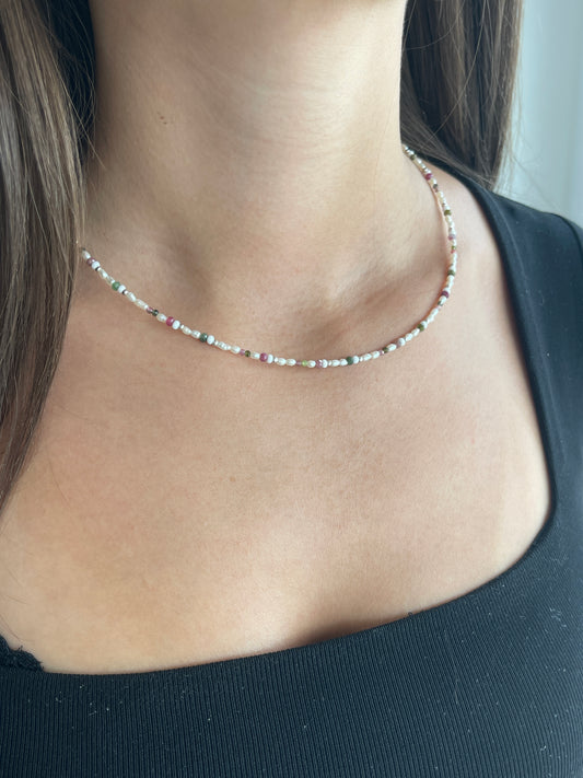 Bunte Perlenkette mit Turmalin