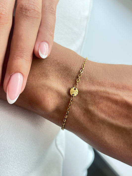 Sun Disc Armband