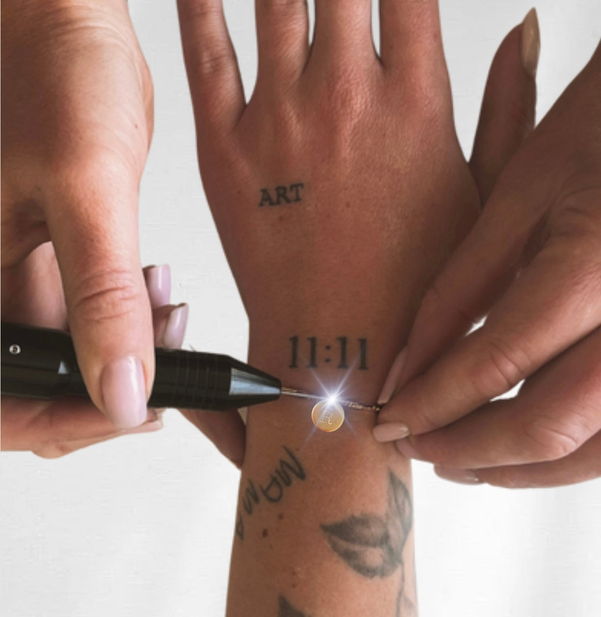 Infinity Bracelet Anfertigung mit persönlichem Termin im Schmuckladen in Aßling bei Rosenheim