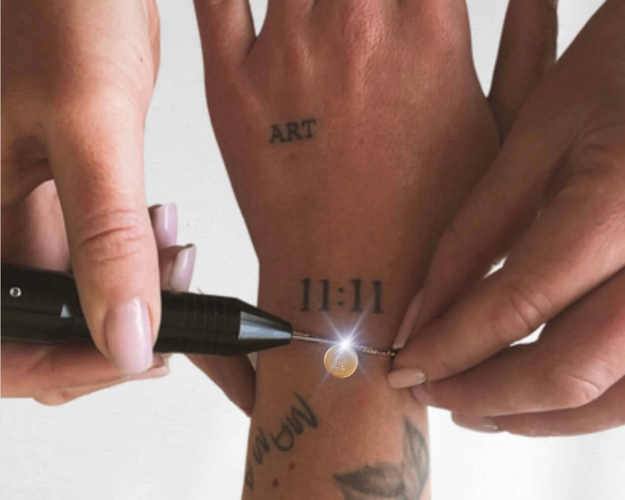 Infinity Bracelet Anfertigung mit persönlichem Termin im Schmuckladen in Aßling bei Rosenheim