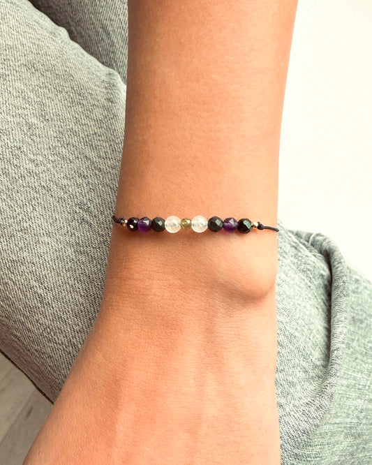 Personalisiertes Steinbock  Sternzeichen Armband Wunschfarbe frei wählbar, besonderes Geschenk zum Geburtstag