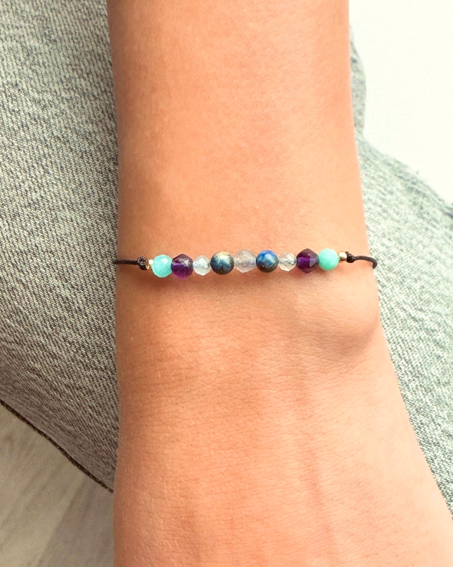 Personalisiertes Wassermann Sternzeichen Armband Wunschfarbe frei wählbar, besonderes Geschenk zum Geburtstag