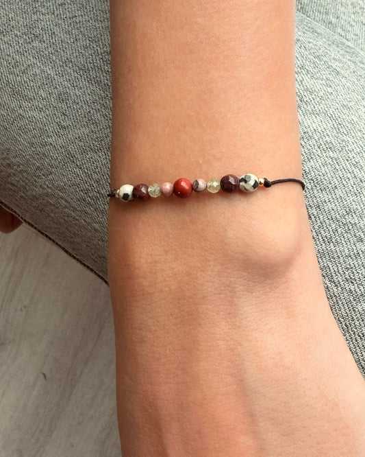 Personalisiertes Widder Sternzeichen Armband Wunschfarbe frei wählbar, besonderes Geschenk zum Geburtstag